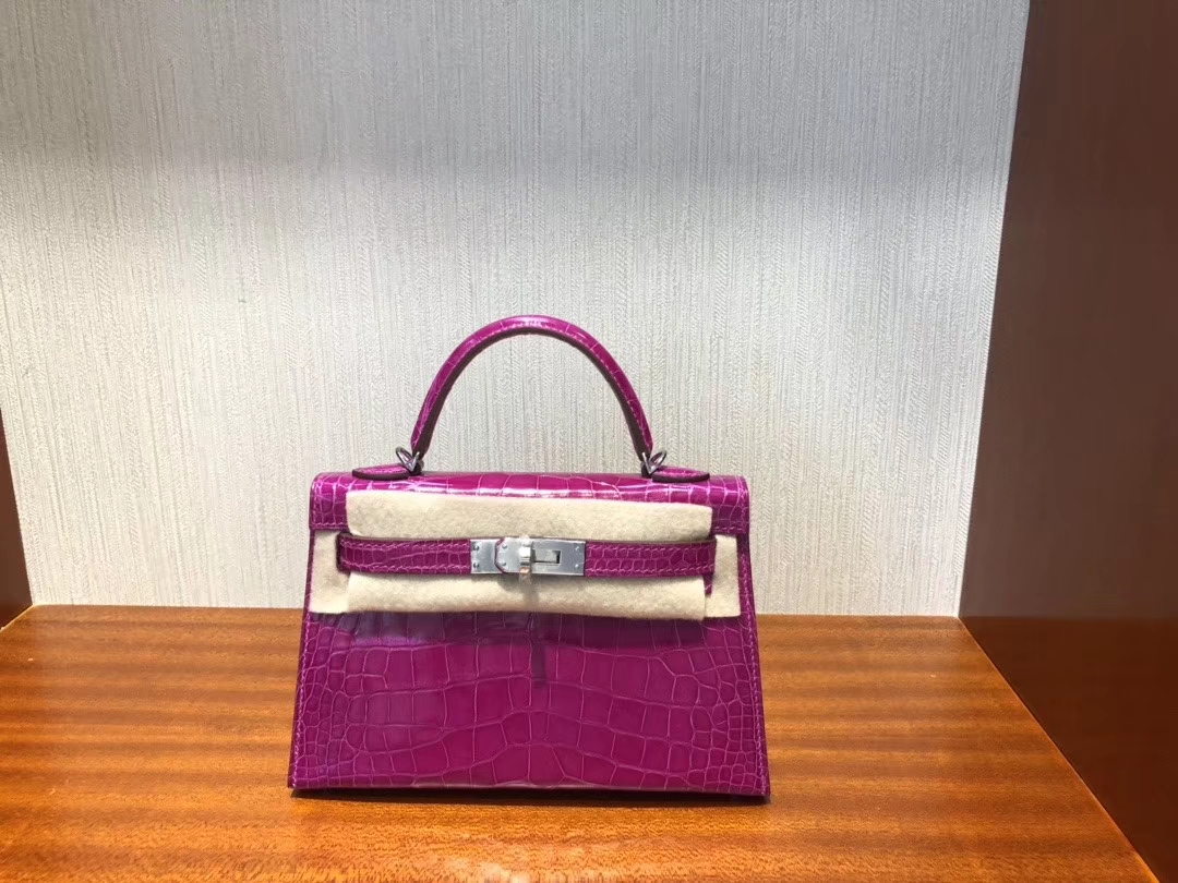 Hermès（爱马仕）Mini kelly 2 Alligator shiny 亮面鳄鱼 J5 天方夜谭粉紫  银扣 顶级手缝 现货