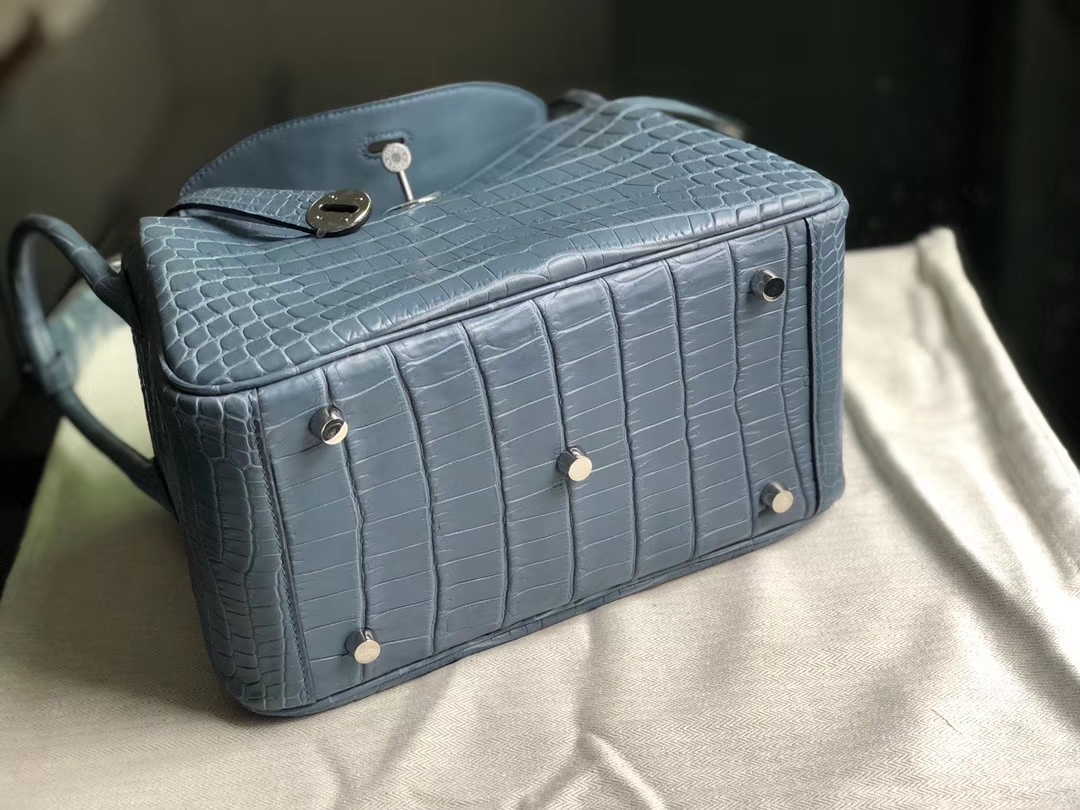 Hermès（爱马仕）Lindy 26cm Crocodile matt 雾面鳄鱼 雾霾蓝 银扣 顶级手缝 定制