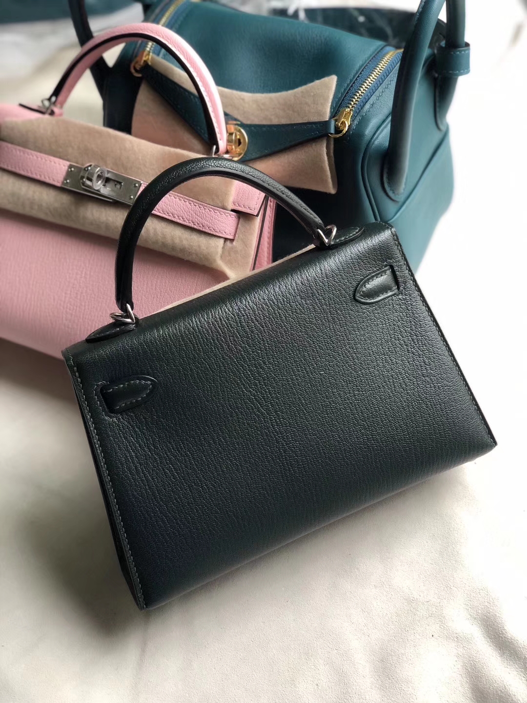 Hermès（爱马仕）Mini Kelly 2 山羊 6o 柏树绿 内拼圣西尔蓝 银扣 定制