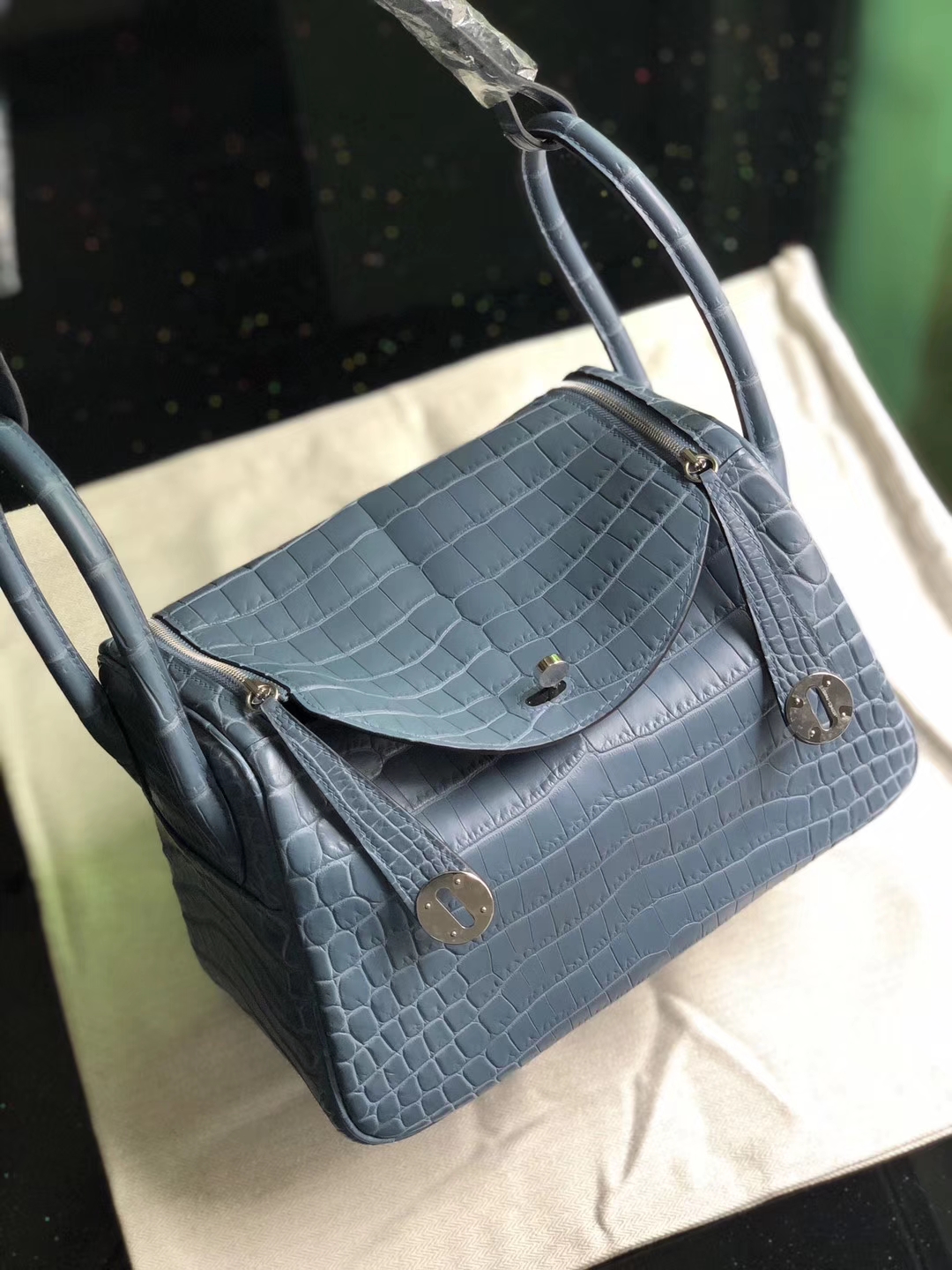 Hermès（爱马仕）Lindy 26cm Crocodile matt 雾面鳄鱼 雾霾蓝 银扣 顶级手缝 定制