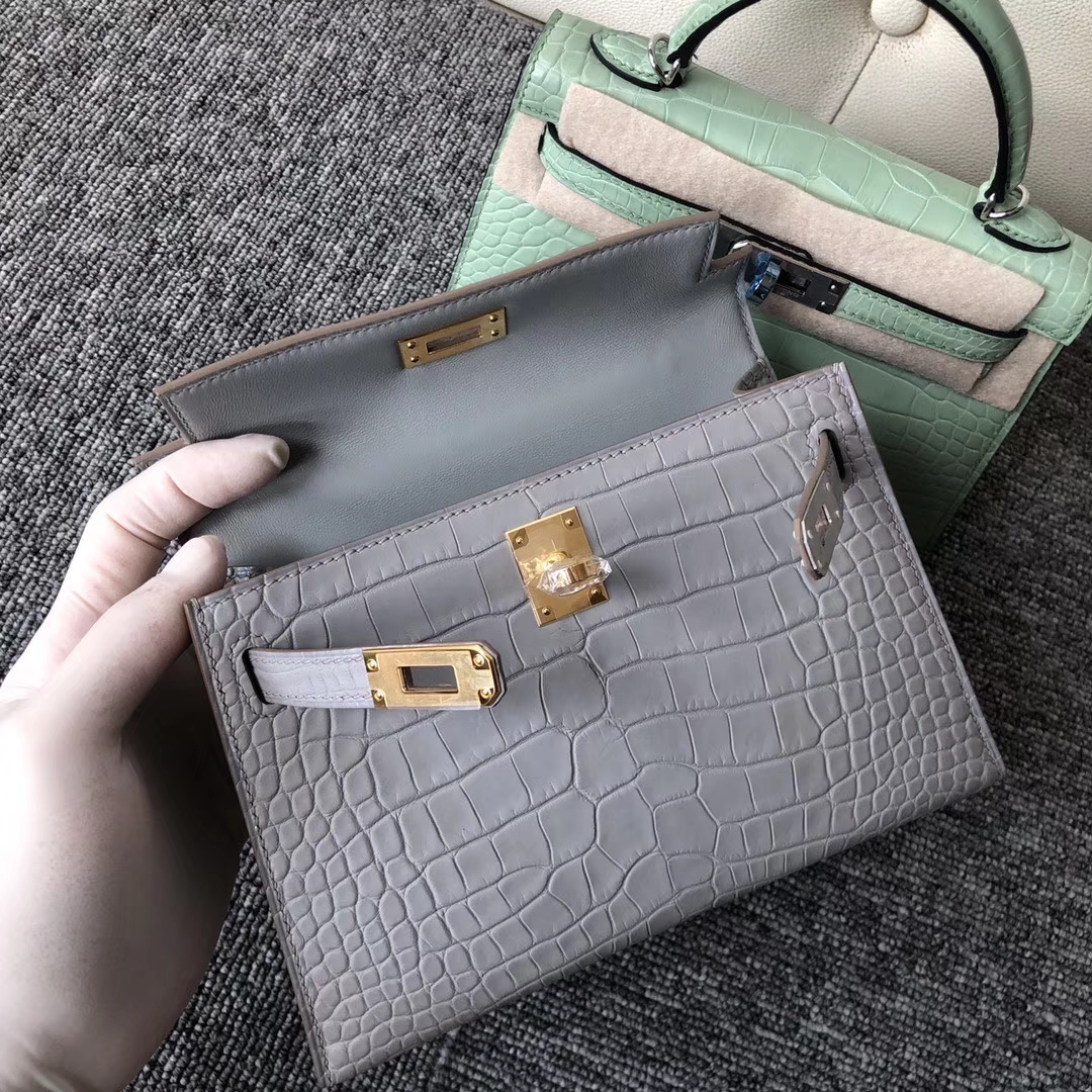 Hermès（爱马仕）Mini kelly ll Alligator matt 雾面鳄鱼 ck80 珍珠灰 金扣 顶级手缝