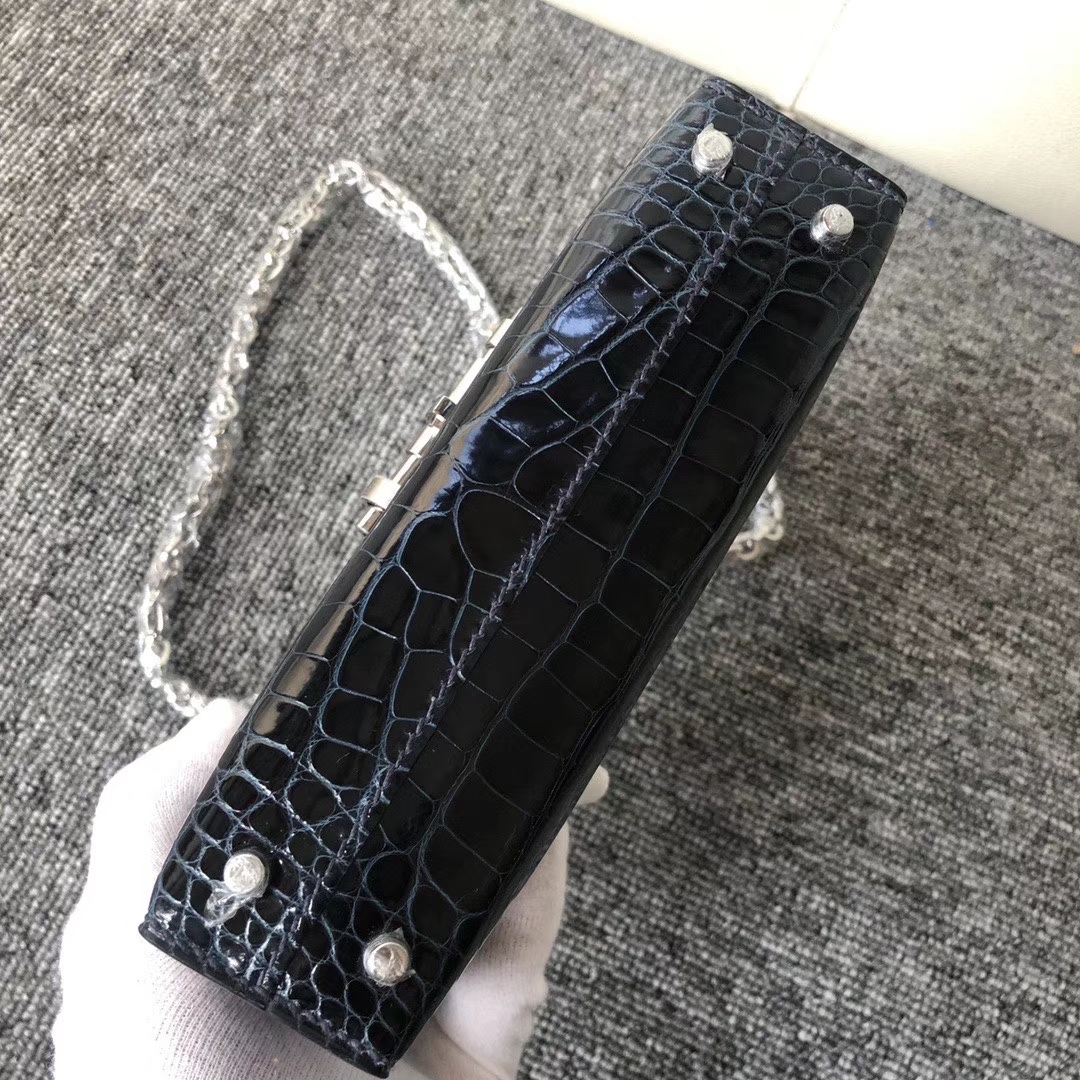 Hermès(爱马仕)Verrou 17cm Alligator shiny 亮面鳄鱼 1p鸭子蓝 顶级手缝 定制-拉尔森鳄鱼皮具定制 - 爱马仕包包官网 Hermès(爱马仕)Verrou 17cm Alligator shiny 亮面鳄鱼 1p鸭子蓝 顶级手缝 定制
