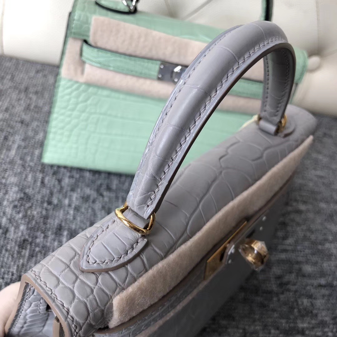 Hermès（爱马仕）Mini kelly ll Alligator matt 雾面鳄鱼 ck80 珍珠灰 金扣 顶级手缝
