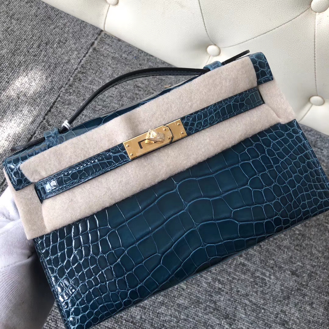 Hermès（爱马仕）Mini kelly pochette 22cm 亮面鳄鱼 w0 博斯普鲁斯绿 金扣 手拿包 晚宴包
