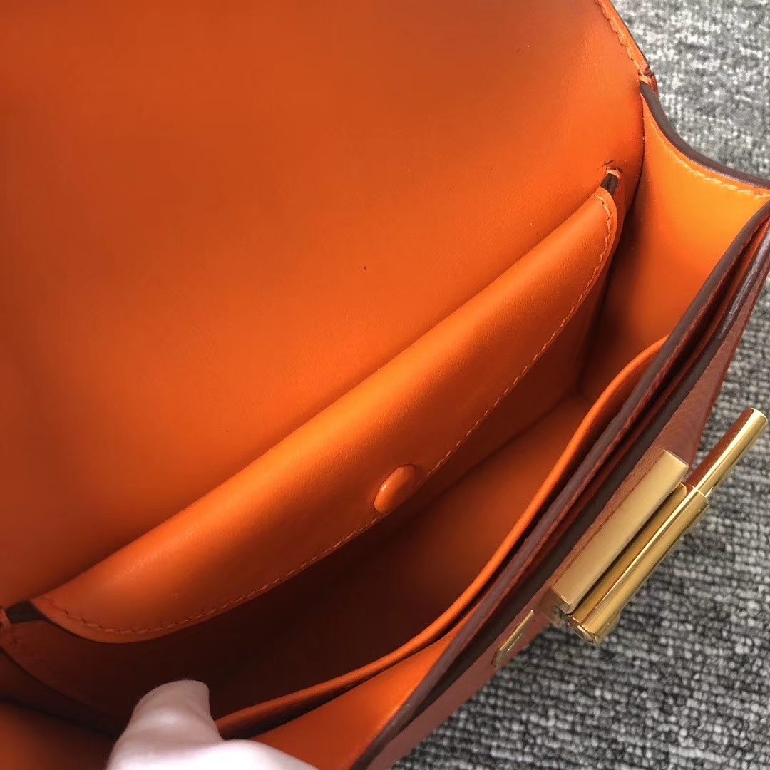 Hermès（爱马仕）Verrou 17cm 蜥蜴 9J 火焰橙 金扣 顶级手缝 定制