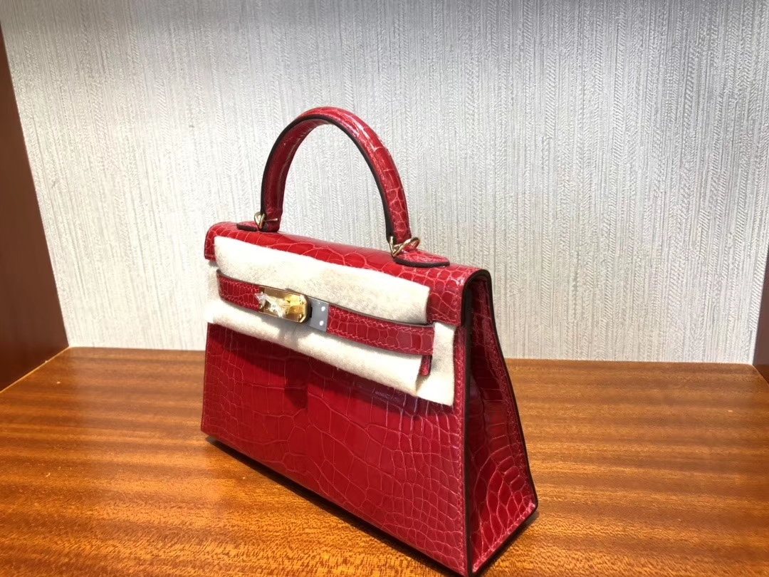 Hermès（爱马仕）Mini kelly 迷你凯莉 亮面鳄鱼 ck95 法拉利红 Braise 金扣 顶级手缝 2代 现货