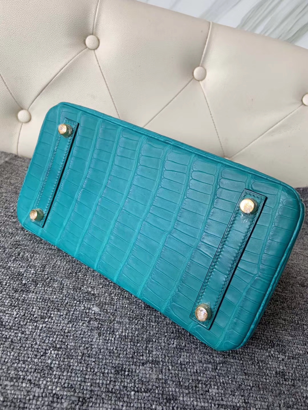 Hermès(爱马仕)Birkin 25cm Alligator matt 雾面鳄鱼 7F 孔雀蓝 Blue paon 金扣-拉尔森鳄鱼皮具定制 - 爱马仕包包官网 Hermès(爱马仕)Birkin 25cm Alligator matt 雾面鳄鱼 7F 孔雀蓝 Blue paon 金扣