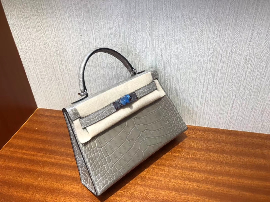 Hermès（爱马仕）Mini kelly 2 Alligator shiny 亮面鳄鱼 ck81 斑鸠灰 银扣 顶级手缝 现货