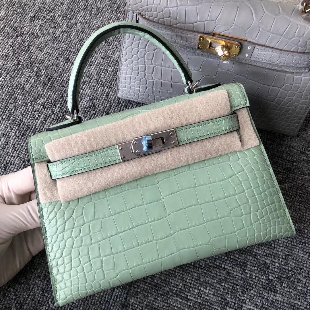 Hermès（爱马仕）Mini kelly ll Alligator matt 雾面鳄鱼 6U 薄荷绿 银扣 顶级手缝
