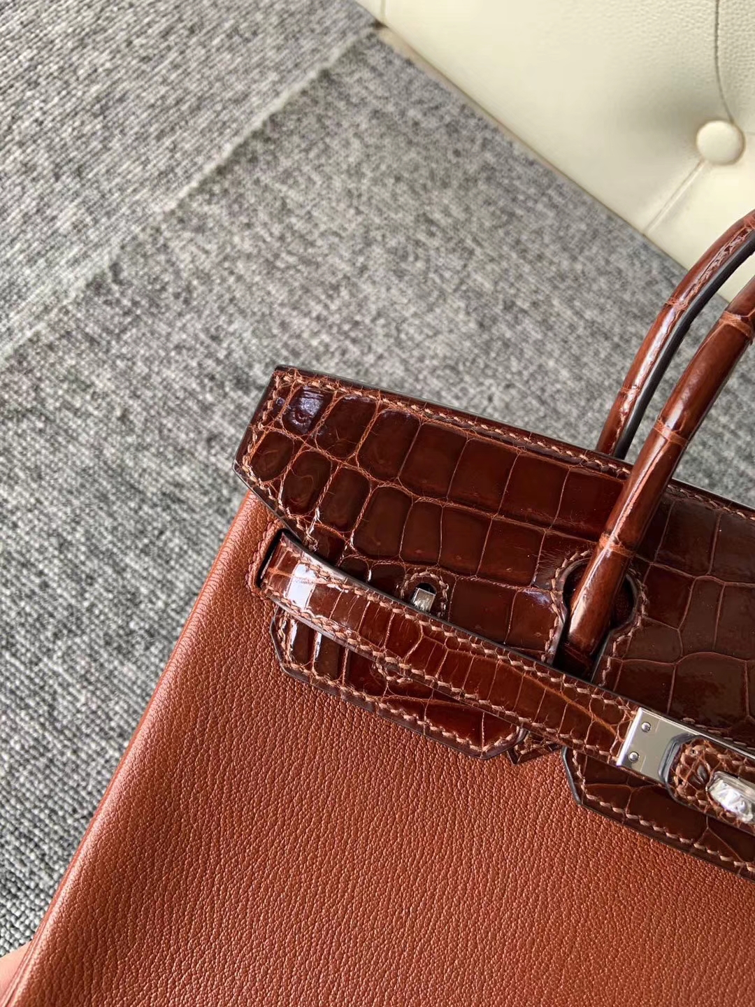 Hermès（爱马仕）Touch 系列 Birkin 25cm 山羊皮 ck31 蜜糖棕 拼鳄鱼蜜糖棕 银扣