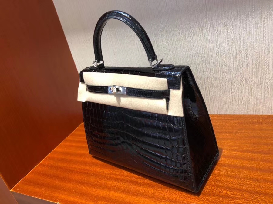 Hermès（爱马仕）Kelly 25cm Crocodile shiny 亮面鳄鱼ck89 黑色 Noir 银扣 现货