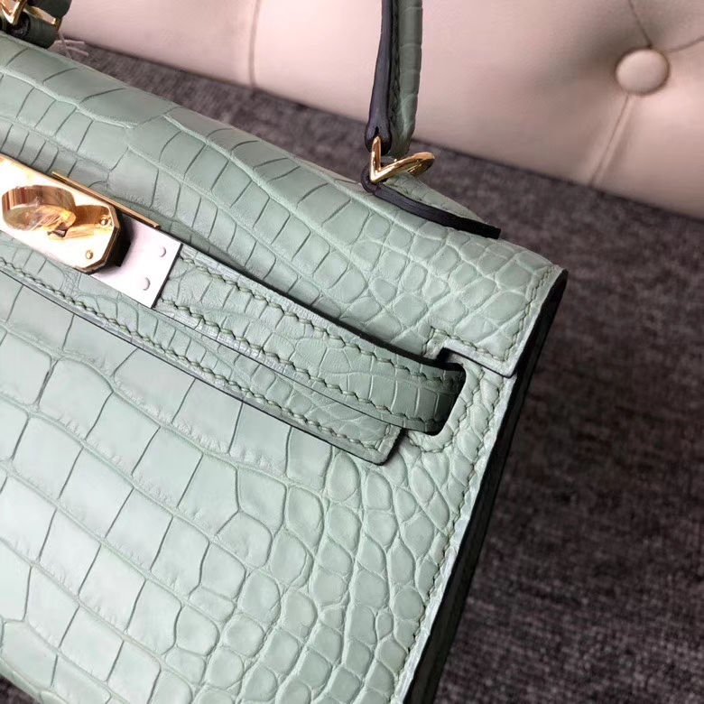 Hermès(爱马仕)Mini Kelly ll Alligator matt 雾面鳄鱼 6U 薄荷绿 金扣 顶级手缝 定制-拉尔森鳄鱼皮具定制 - 爱马仕包包官网 Hermès(爱马仕)Mini Kelly ll Alligator matt 雾面鳄鱼 6U 薄荷绿 金扣 顶级手缝 定制
