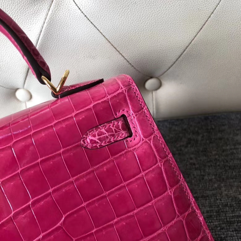 Hermès（爱马仕）Kelly 凯莉包 Crocodile shiny 亮面鳄鱼 J5 天方夜谭粉紫 金扣 25cm 顶级手缝