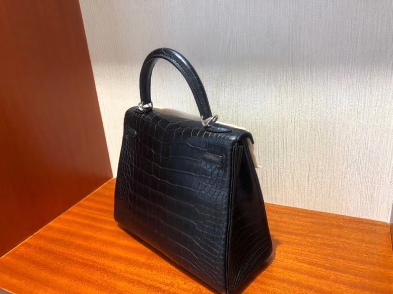 Hermès（爱马仕）Kelly 25cm Alligator matt 雾面鳄鱼 ck89 黑色 Noir 银扣 顶级手缝 现货