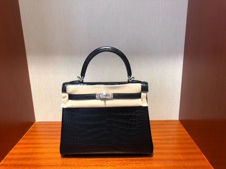 Hermès（爱马仕）Kelly 25cm Alligator matt 雾面鳄鱼 ck89 黑色 Noir 银扣 顶级手缝 现货