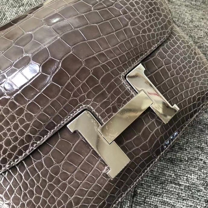 Hermès（爱马仕）Constance 24cm  Alligator shiny 亮面鳄鱼 铅笔灰 银扣 顶级手缝 现货