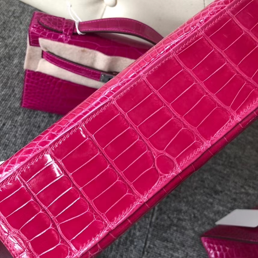 Hermès（爱马仕）Mini kelly pochette 22cm Alligator shiny 亮面鳄鱼 E5 桃红 金扣 现货