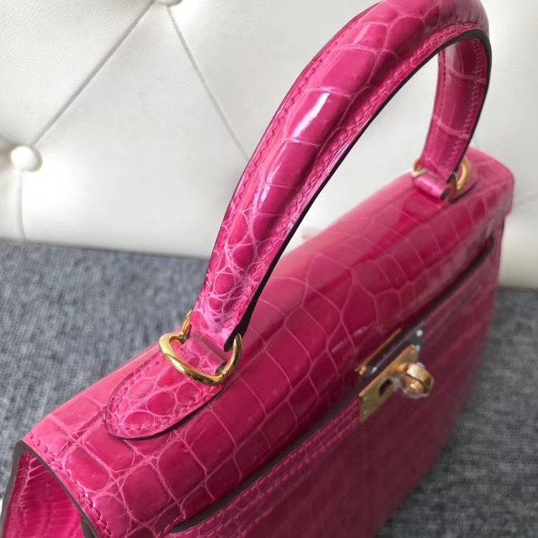 Hermès（爱马仕）Kelly 凯莉包 Crocodile shiny 亮面鳄鱼 J5 天方夜谭粉紫 金扣 25cm 顶级手缝