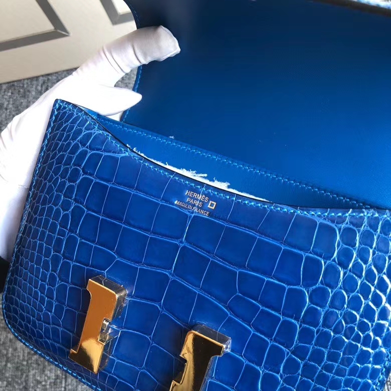 Hermès(爱马仕)Constance 18cm Alligator shiny 亮面鳄鱼 希腊蓝 金扣 顶级手缝 现货-拉尔森鳄鱼皮具定制 - 爱马仕包包官网 Hermès(爱马仕)Constance 18cm Alligator shiny 亮面鳄鱼 希腊蓝 金扣 顶级手缝 现货