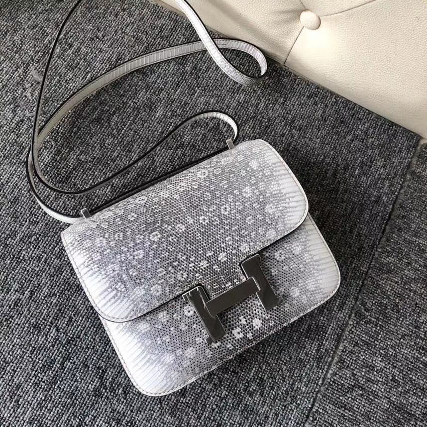Hermès（爱马仕）Constance 18cm Lizard 进口亮面蜥蜴 01 原色 黑白花色 银扣 现货