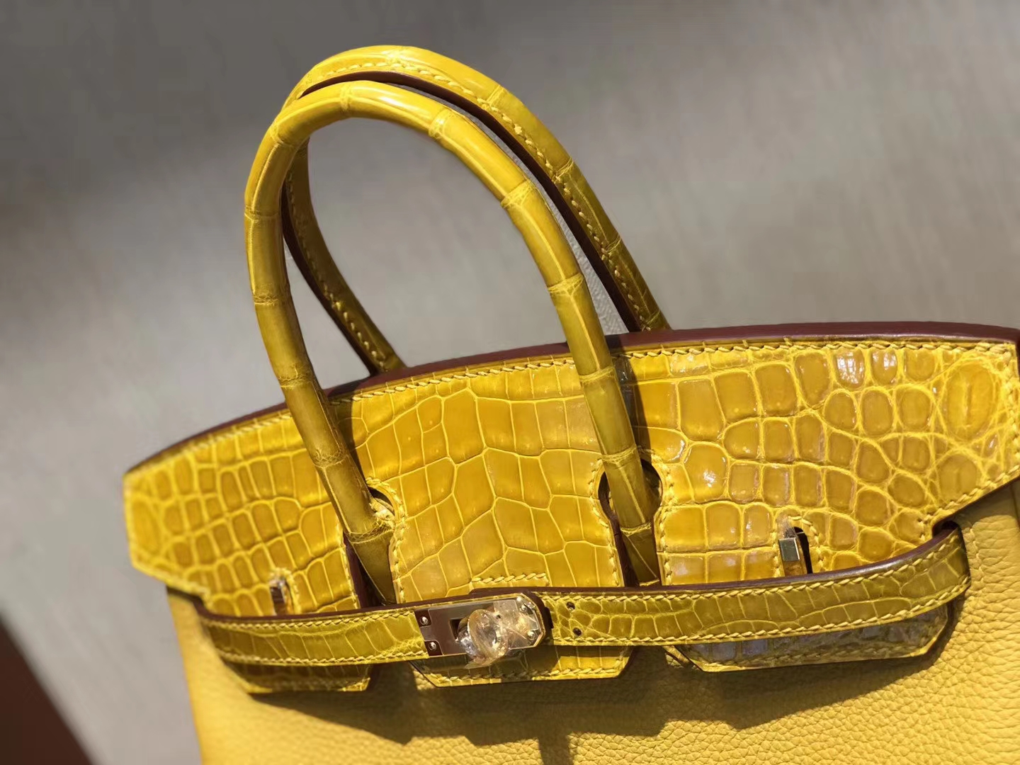Hermès（爱马仕）Birkin 25cm touch 系列 9D琥珀黄 金扣