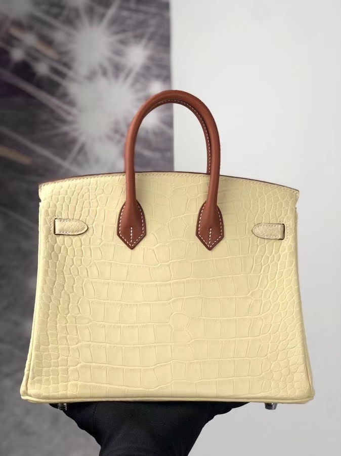 Hermès（爱马仕）Birkin 25cm Alligator matt 雾面鳄鱼 Y1香草色拼马鞍皮金棕色 银扣 顶级手缝 定制