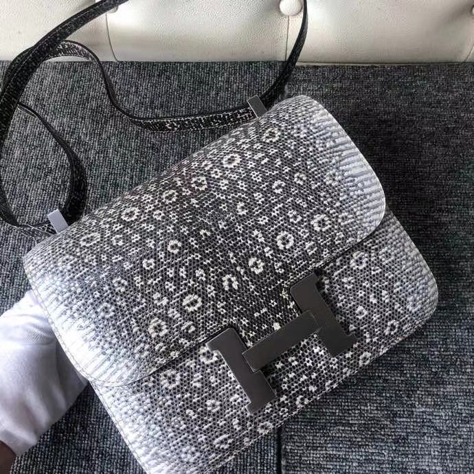 Hermès（爱马仕）Constance 24cm Lizard 进口亮面蜥蜴 01 原色 黑白花色 银扣 定制