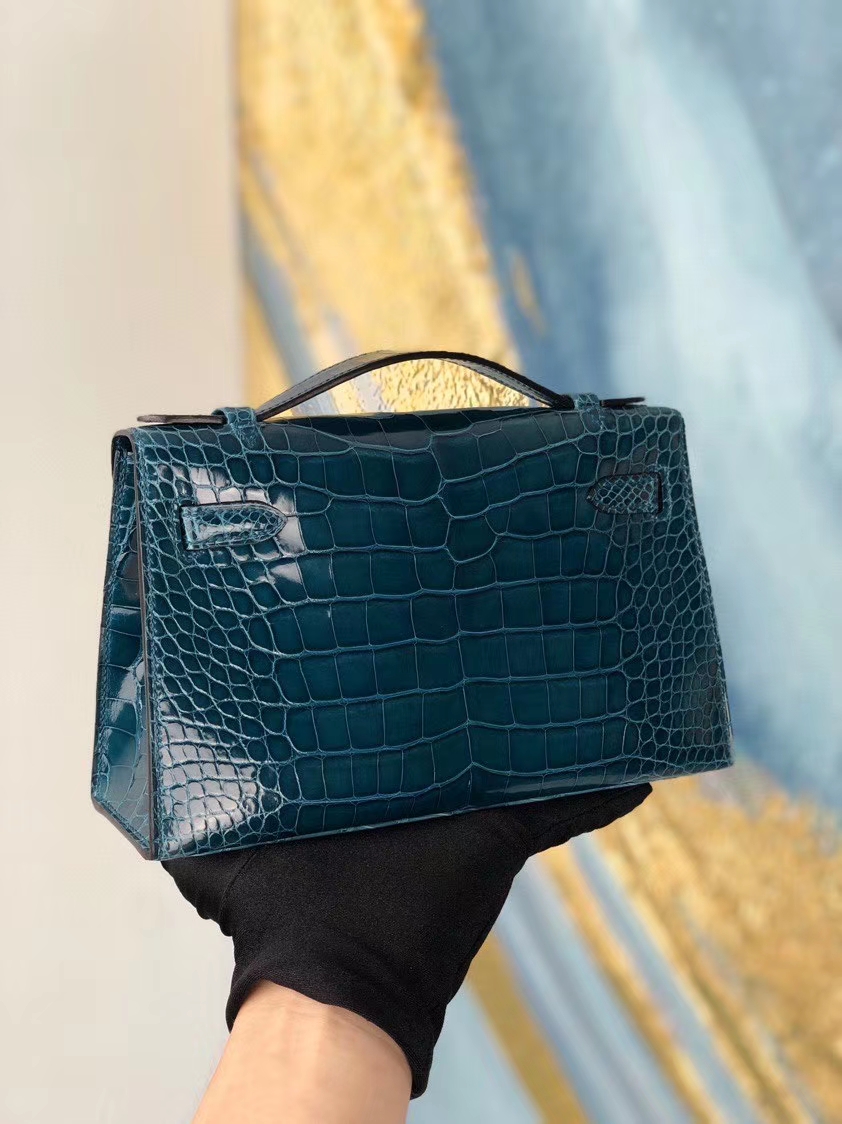 Hermès(爱马仕)Minikelly pochette W0 博斯普鲁斯绿 Vert Bosphore 金扣 顶级手缝 手拿包 晚宴包 22cm-拉尔森鳄鱼皮具定制 - 爱马仕包包官网 Hermès(爱马仕)Minikelly pochette W0 博斯普鲁斯绿 Vert Bosphore 金扣 顶级手缝 手拿包 晚宴包 22cm