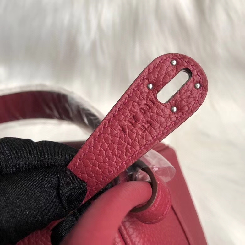 Hermès(爱马仕)Lindy 26cm Tc 皮 k1 石榴红 rouge grenat 银扣 顶级手缝-拉尔森鳄鱼皮具定制 - 爱马仕包包官网 Hermès(爱马仕)Lindy 26cm Tc 皮 k1 石榴红 rouge grenat 银扣 顶级手缝
