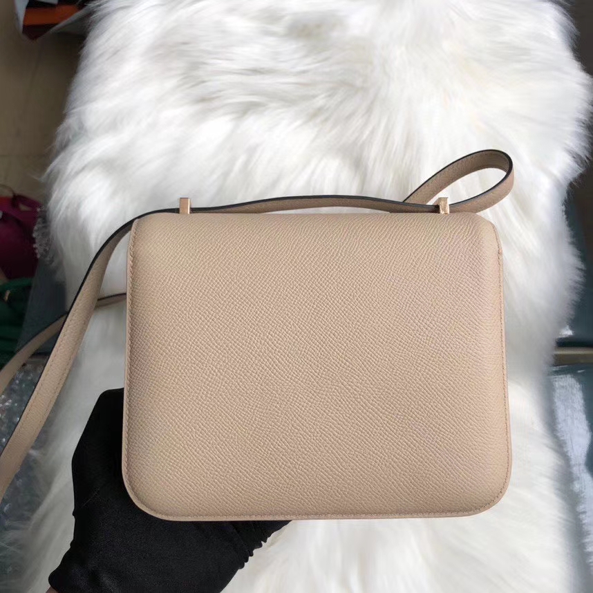 Hermès（爱马仕）Constance 18cm Epsom 原厂掌纹皮 S2 风衣灰内拼奶茶色 玫瑰金 Rose gold 顶级手缝 现货