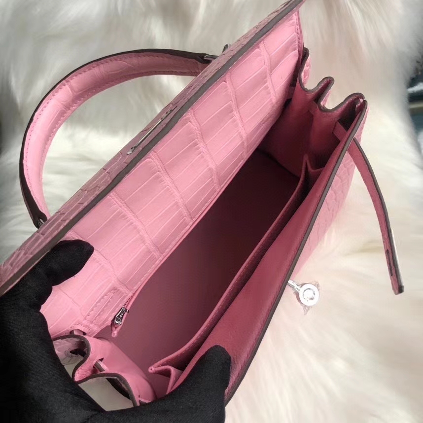 Hermès(爱马仕)Kelly 25cm Alligator matt 雾面鳄鱼 5p 樱花粉 银扣 顶级手缝 超美-拉尔森鳄鱼皮具定制 - 爱马仕包包官网 Hermès(爱马仕)Kelly 25cm Alligator matt 雾面鳄鱼 5p 樱花粉 银扣 顶级手缝 超美