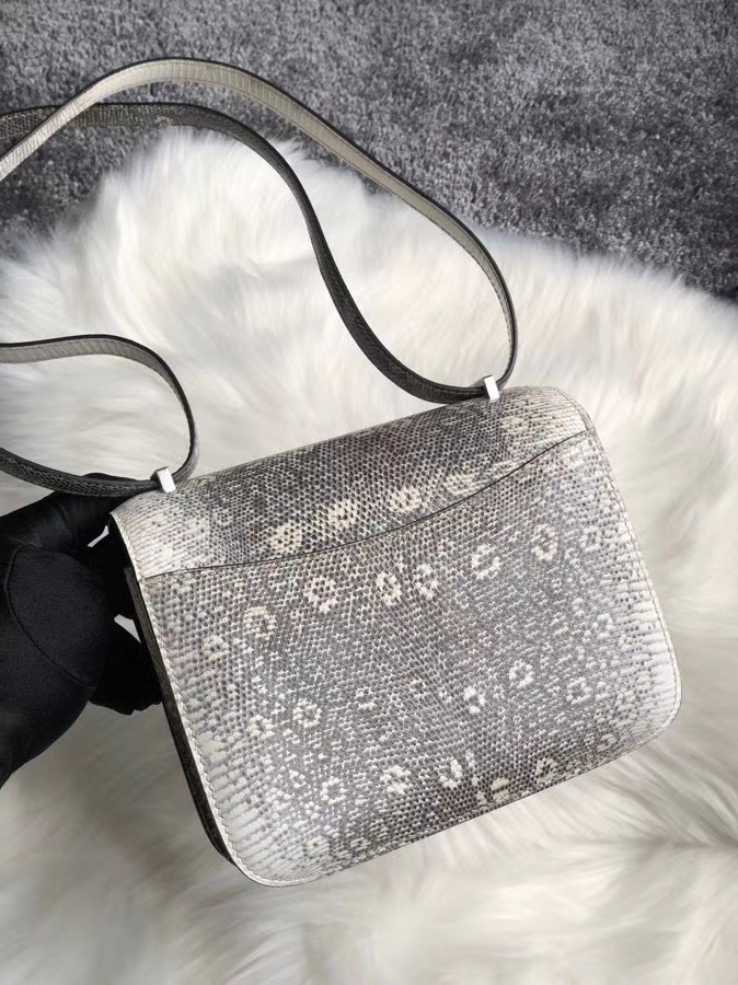 Hermès(爱马仕)Constance18cm Lizard 进口亮面蜥蜴 01 原色 小喜玛拉雅色 银扣 顶级手缝-拉尔森鳄鱼皮具定制 - 爱马仕包包官网 Hermès(爱马仕)Constance18cm Lizard 进口亮面蜥蜴 01 原色 小喜玛拉雅色 银扣 顶级手缝