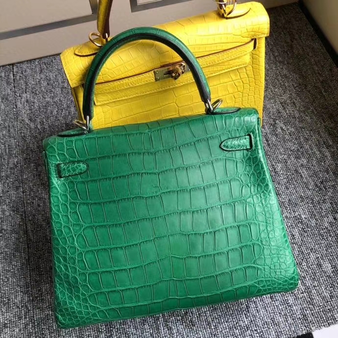 Hermès(爱马仕)Kelly 25cm Alligator matt 雾面鳄鱼 1L仙人掌绿 银扣 顶级手缝 现货-拉尔森鳄鱼皮具定制 - 爱马仕包包官网 Hermès(爱马仕)Kelly 25cm Alligator matt 雾面鳄鱼 1L仙人掌绿 银扣 顶级手缝 现货