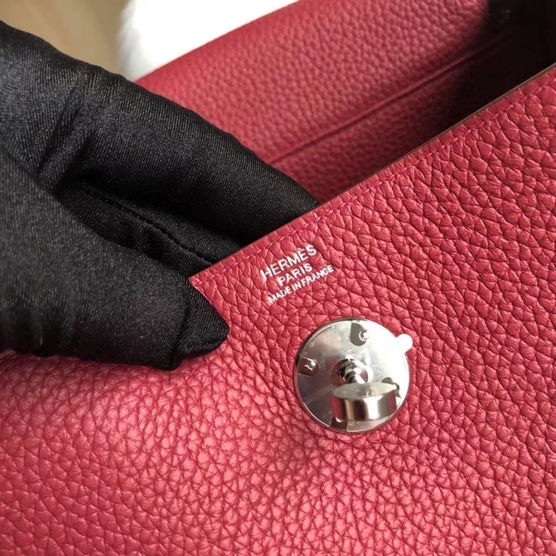Hermès(爱马仕)Lindy 26cm Tc 皮 k1 石榴红 rouge grenat 银扣 顶级手缝-拉尔森鳄鱼皮具定制 - 爱马仕包包官网 Hermès(爱马仕)Lindy 26cm Tc 皮 k1 石榴红 rouge grenat 银扣 顶级手缝