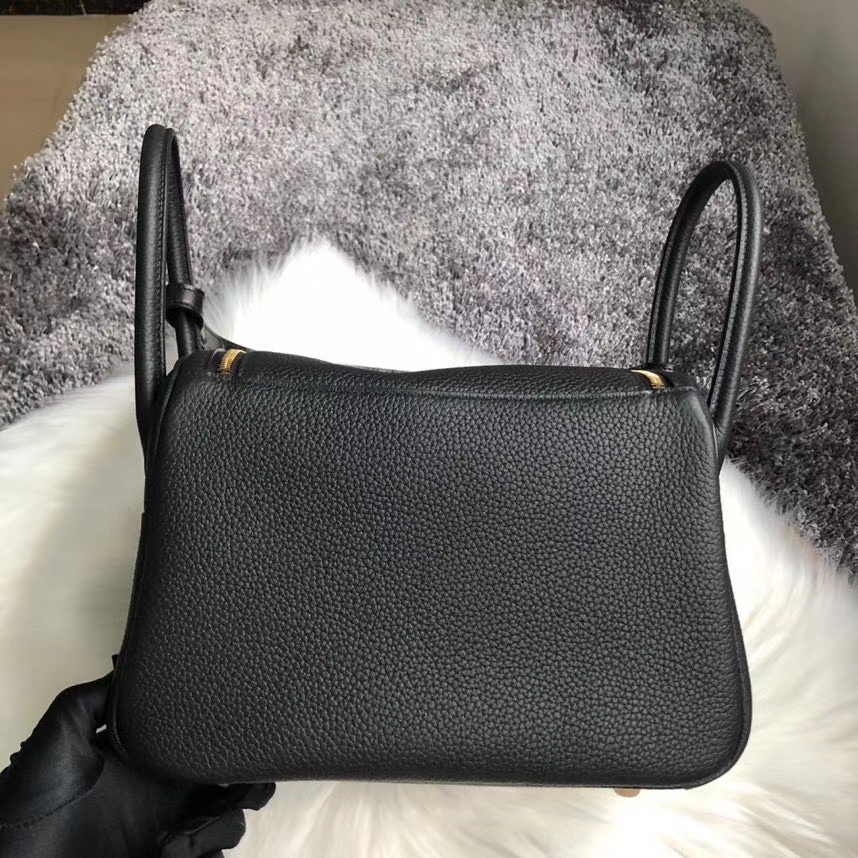 Hermès(爱马仕)Lindy 26cm ck89 黑色 Noir 拼 手腕鳄鱼 金扣 顶级手缝 定制-拉尔森鳄鱼皮具定制 - 爱马仕包包官网 Hermès(爱马仕)Lindy 26cm ck89 黑色 Noir 拼 手腕鳄鱼 金扣 顶级手缝 定制