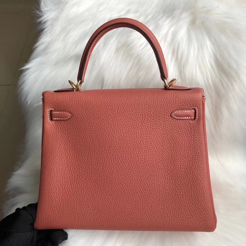 Hermès(爱马仕)Kelly 25cm 原厂小牛皮 togo 4E 枫叶棕 金扣 顶级手缝 超美现货-拉尔森鳄鱼皮具定制 - 爱马仕包包官网 Hermès(爱马仕)Kelly 25cm 原厂小牛皮 togo 4E 枫叶棕 金扣 顶级手缝 超美现货