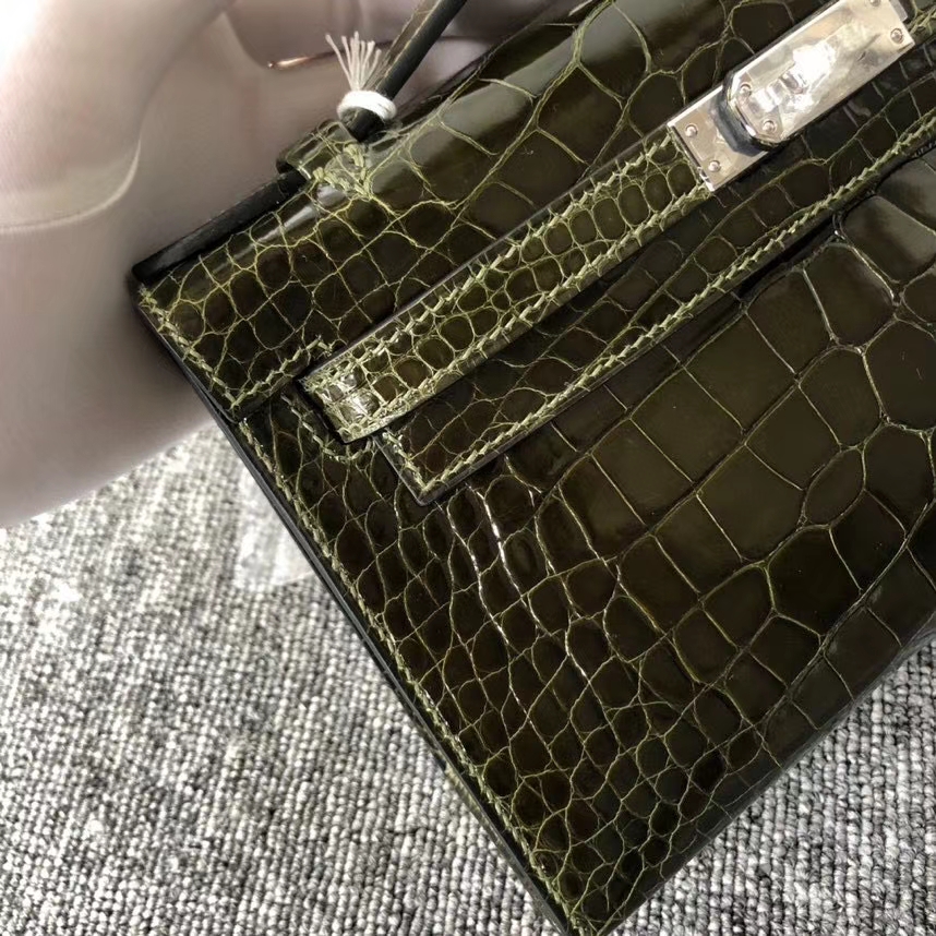Hermès（爱马仕）Mini kelly pochette 22cm Alligator shiny 亮面鳄鱼6H 橄榄绿 银扣 现货