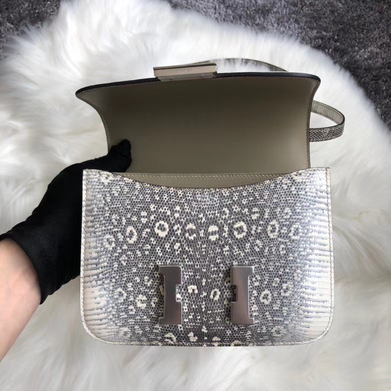 Hermès(爱马仕)Constance18cm Lizard 进口亮面蜥蜴 01 原色 小喜玛拉雅色 银扣 顶级手缝-拉尔森鳄鱼皮具定制 - 爱马仕包包官网 Hermès(爱马仕)Constance18cm Lizard 进口亮面蜥蜴 01 原色 小喜玛拉雅色 银扣 顶级手缝