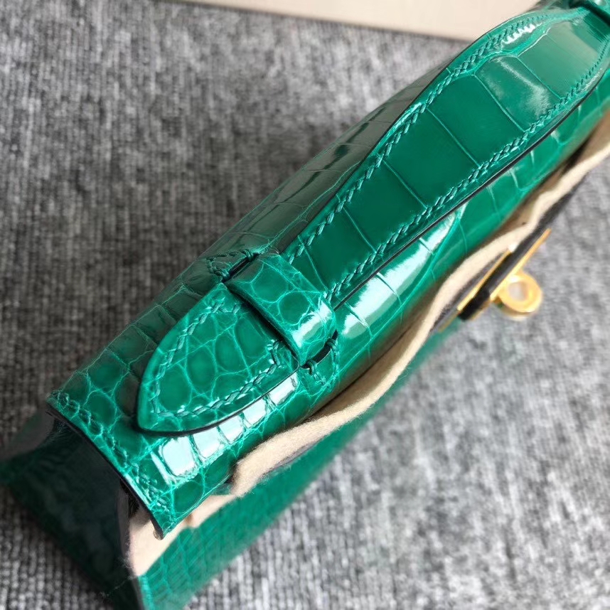 Hermès(爱马仕)Mini kelly pochette 22cm Alligator shiny 亮面鳄鱼 6Q翡翠绿 金扣 现货-拉尔森鳄鱼皮具定制 - 爱马仕包包官网 Hermès(爱马仕)Mini kelly pochette 22cm Alligator shiny 亮面鳄鱼 6Q翡翠绿 金扣 现货