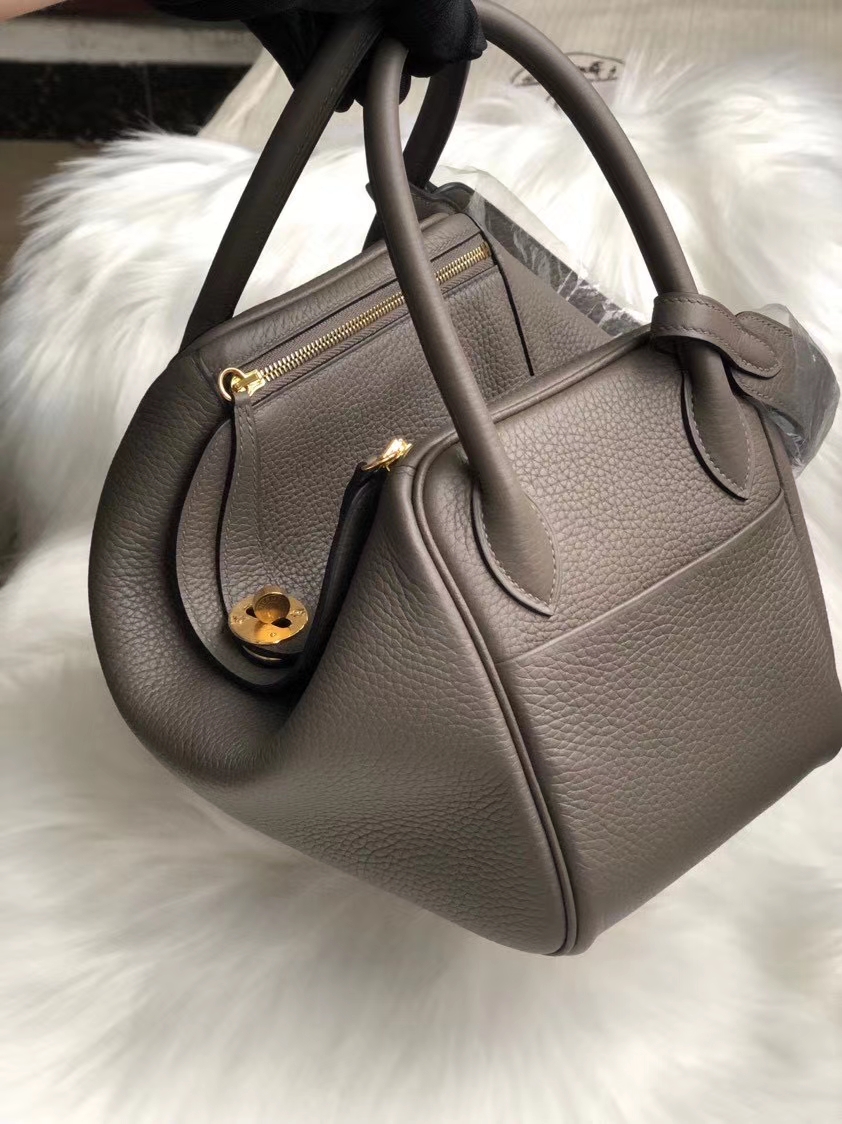 Hermès(爱马仕)Lindy 26cm TC 8F 锡器灰 Etain 金扣 顶级手缝 现货-拉尔森鳄鱼皮具定制 - 爱马仕包包官网 Hermès(爱马仕)Lindy 26cm TC 8F 锡器灰 Etain 金扣 顶级手缝 现货