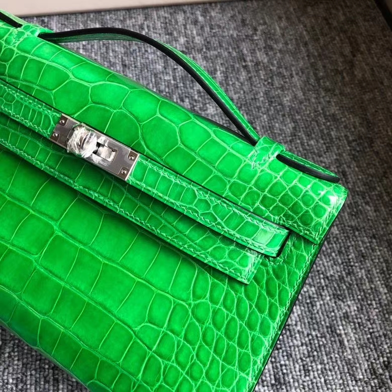 Hermès（爱马仕）Minikelly pochette 22cm  Alligator shiny 亮面鳄鱼  仙人掌绿 银扣 现货