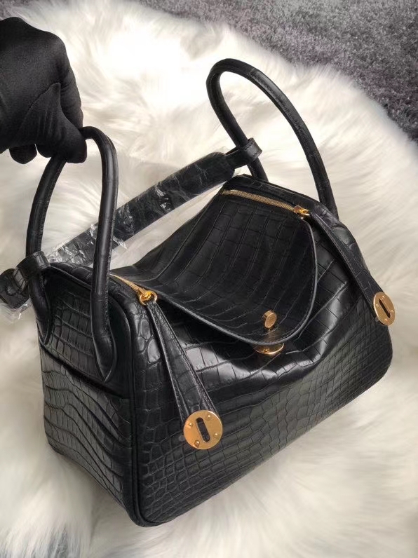 Hermès（爱马仕）Lindy 26cm Crocodie matt 雾面鳄鱼 ck89 黑色 Noir 金扣 顶级手缝 定制