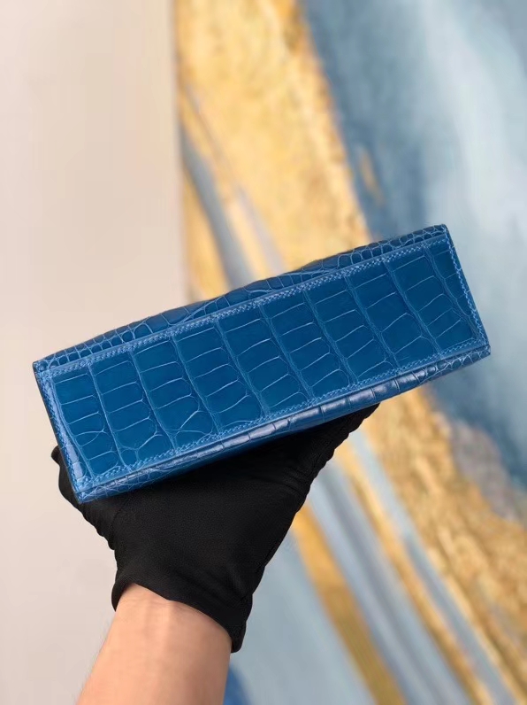 Hermès(爱马仕)Minikelly pochette 7Q 希腊蓝 mykonos 金扣 顶级手缝 手拿包 晚宴包 22cm-拉尔森鳄鱼皮具定制 - 爱马仕包包官网 Hermès(爱马仕)Minikelly pochette 7Q 希腊蓝 mykonos 金扣 顶级手缝 手拿包 晚宴包 22cm