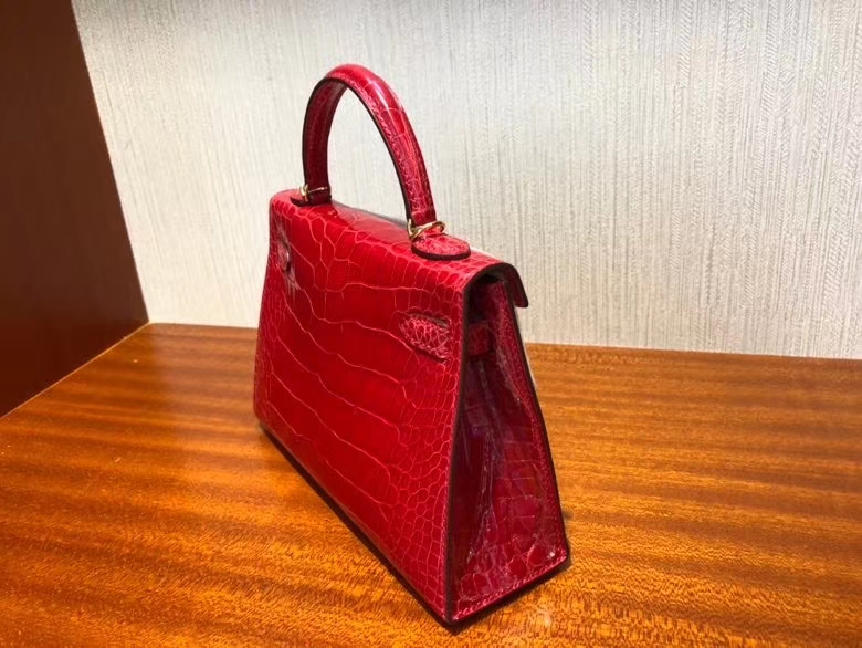 Hermès（爱马仕）Mini kelly ll Alligator shiny 亮面鳄鱼 ck95 法拉利红 Braise 金扣 现货
