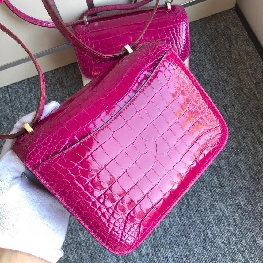 Hermès（爱马仕）Constance18cm Alligator shiny 亮面鳄鱼 J5 天方夜谭粉紫 金扣 顶级手缝