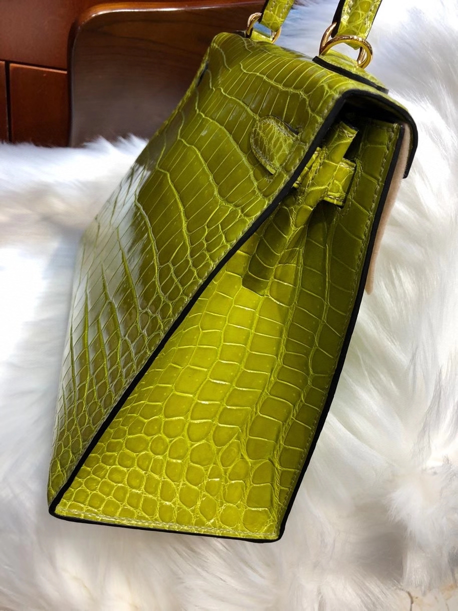 Hermès（爱马仕）Kelly 28cm Porosus shiny 亮面澳洲湾鳄 6R 奇异果绿 金扣 顶级手缝 品相超美 现货