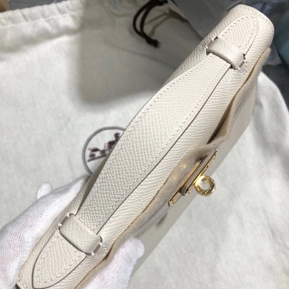 Hermès（爱马仕）Mini kelly pochette 22cm Epsom 原厂掌纹皮  ck10 奶昔白 Craie 金扣 顶级手缝 手拿包