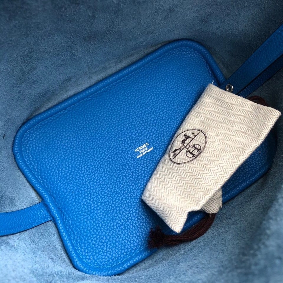 Hermès(爱马仕)Picotin 菜篮包 18cm 原厂御用顶级皮 clememce 7Q 水妖蓝 银扣 顶级手缝-拉尔森鳄鱼皮具定制 - 爱马仕包包官网 Hermès(爱马仕)Picotin 菜篮包 18cm 原厂御用顶级皮 clememce 7Q 水妖蓝 银扣 顶级手缝
