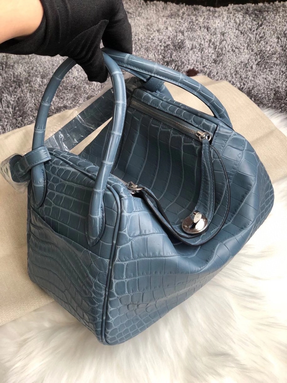 Hermès（爱马仕）Lindy 26cm Crocodile matt 雾面鳄鱼 7n 风暴蓝 银扣 顶级手缝 定制