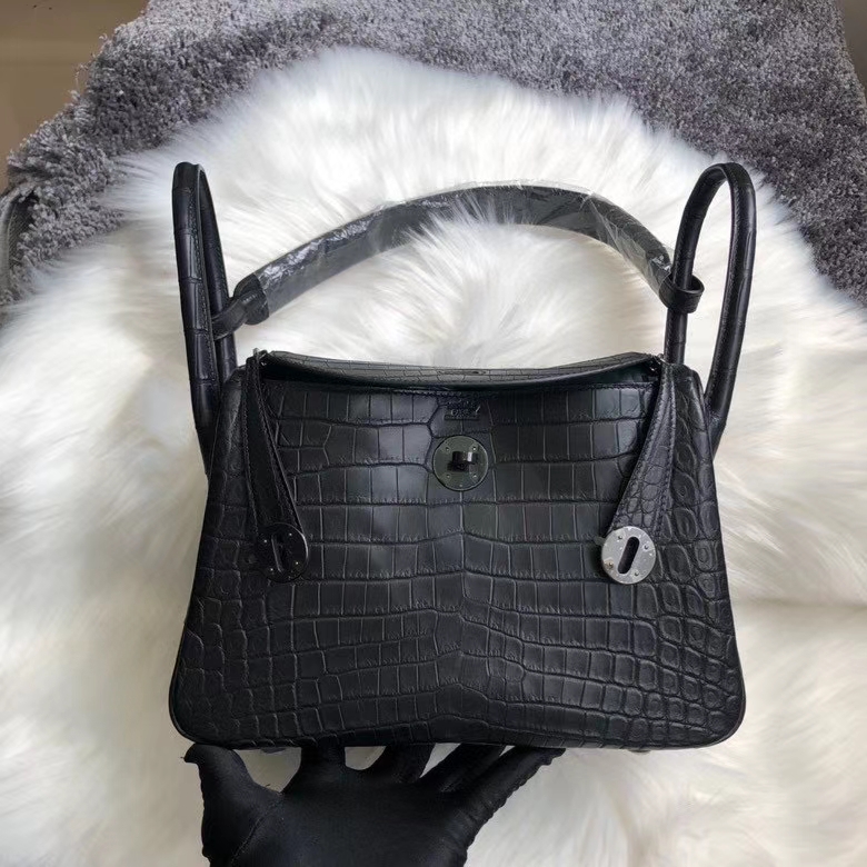 Hermès（爱马仕）Lindy 26cm Crocodile matt 雾面鳄鱼 黑色黑扣 So black